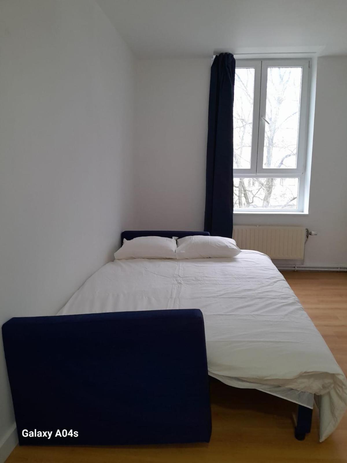 The Boulevard Apartment Sleeps 4 Bruxelas Exterior foto