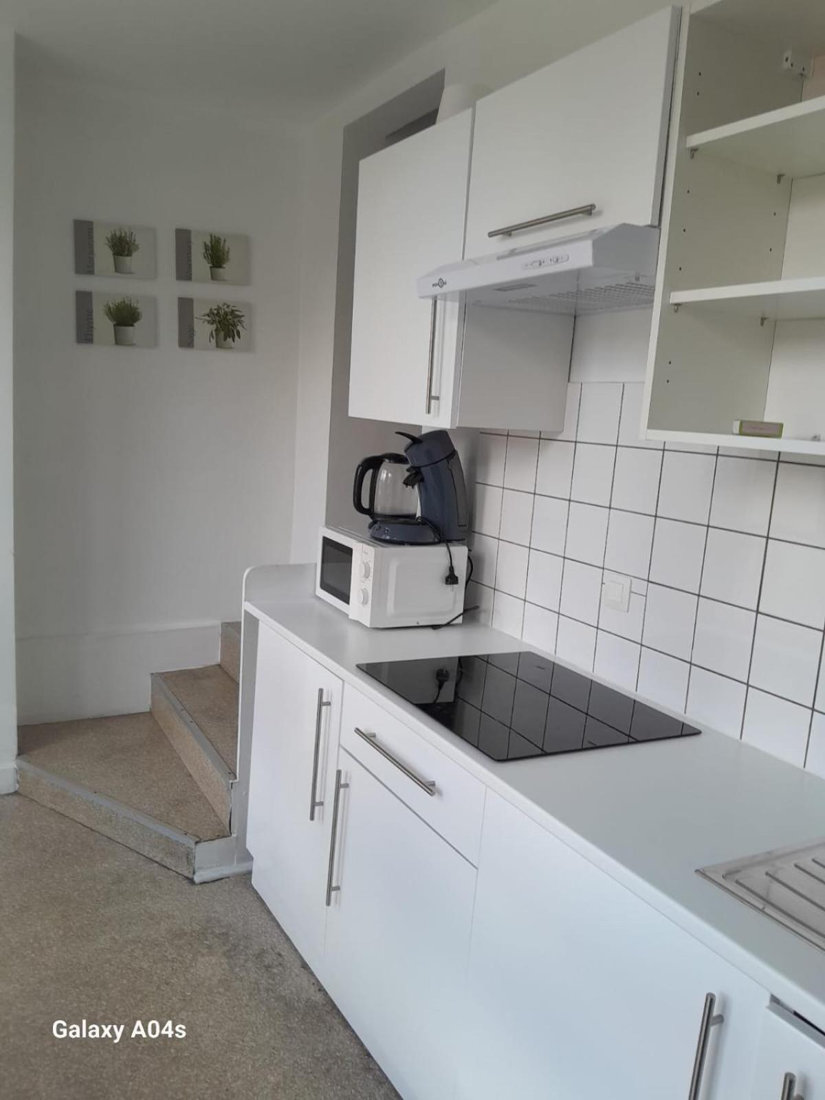 The Boulevard Apartment Sleeps 4 Bruxelas Exterior foto